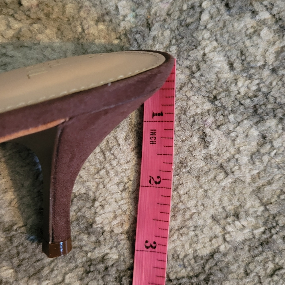NWT Time and Tru Women's Studded Kitten Heel Mules In Brown Size 10 - Picture 11 of 12